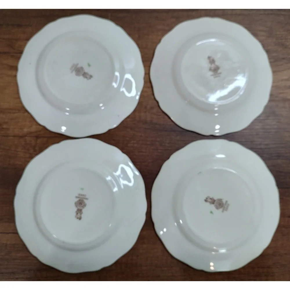 Royal Doulton good pre